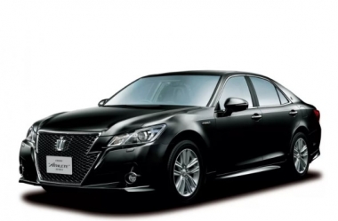 Toyota Crown XIV (S210) 2012-2018 (левый руль)